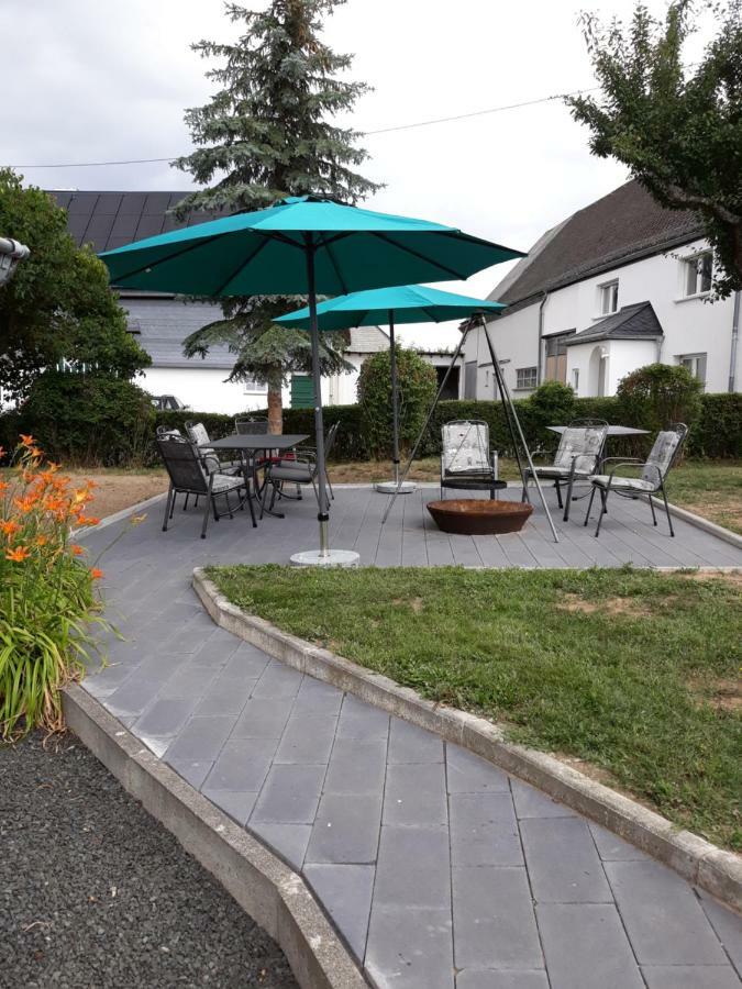 Ferienhaus Pirmes Buch  ภายนอก รูปภาพ